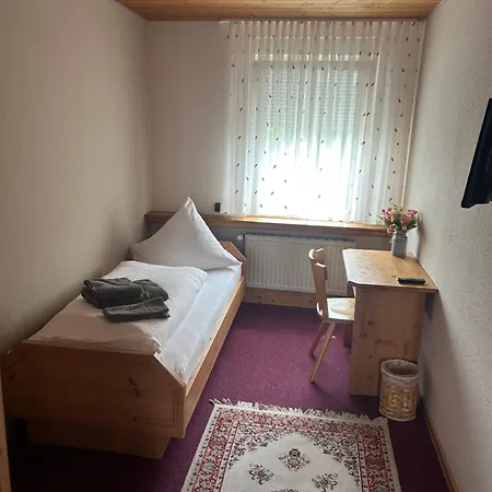 Bad Bruckhaus Erlebnishotel فندق فالدزهوت-تينغن