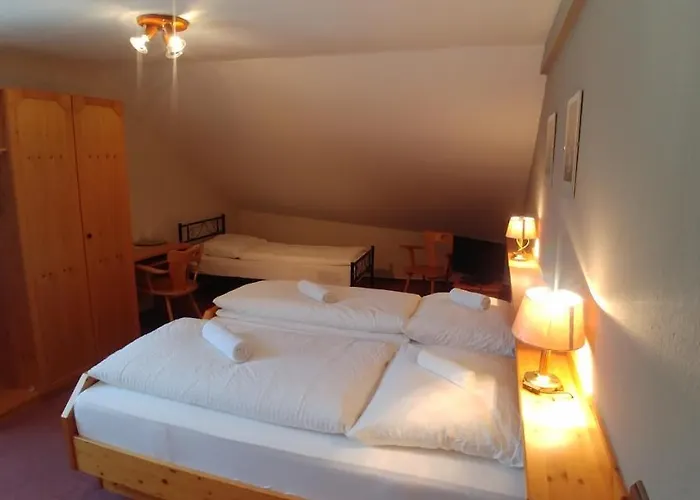 Bad Bruckhaus Erlebnishotel * 발드슈트티엔겐